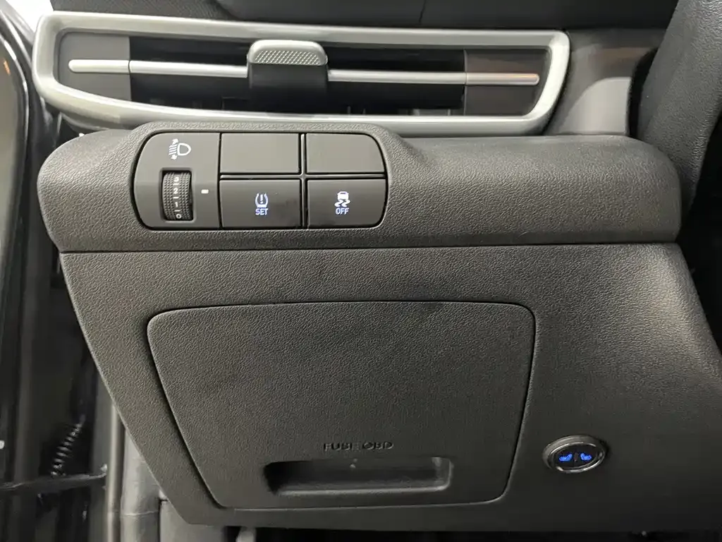 Hyundai Elantra — фото 8