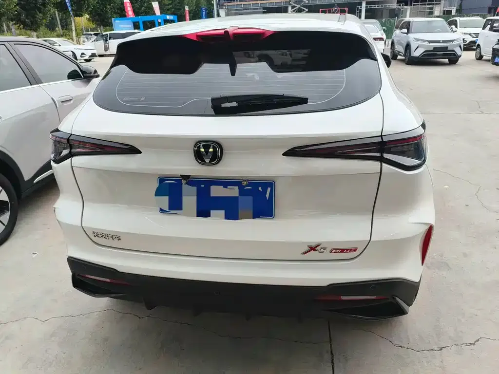 Changan X5 PLUS — фото 10