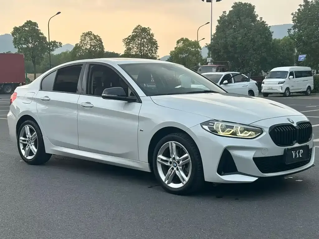 BMW 1 Series — фото 9
