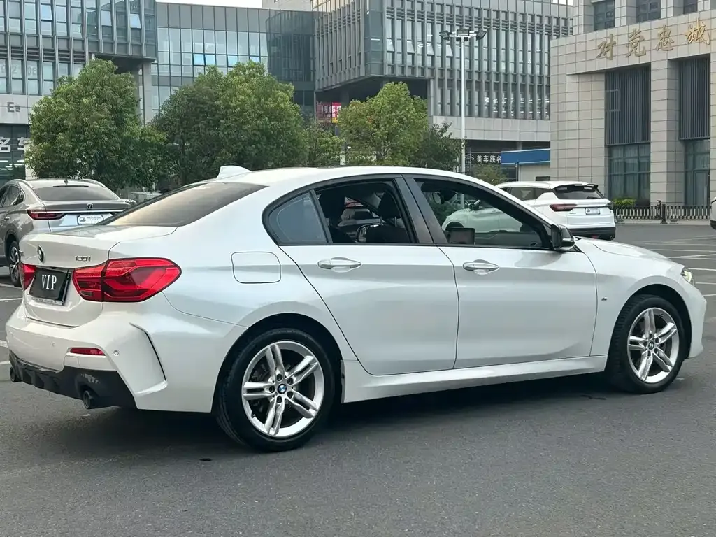 BMW 1 Series — фото 8