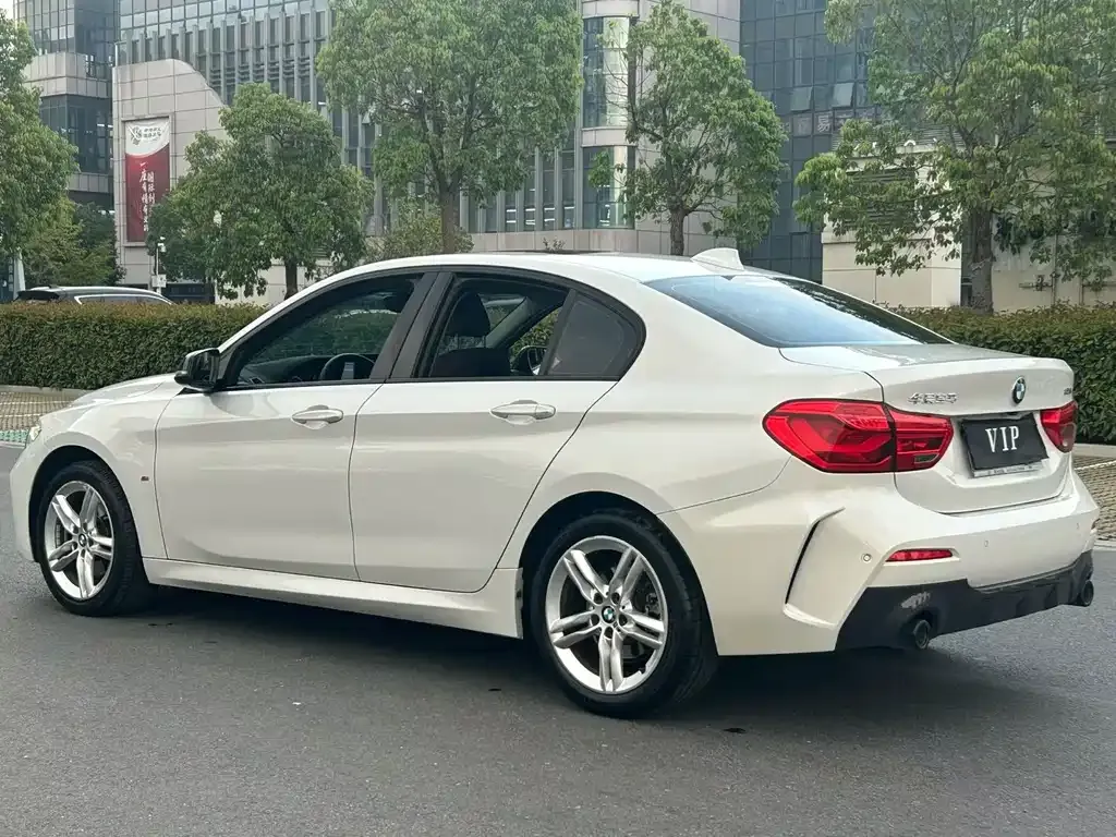 BMW 1 Series — фото 7