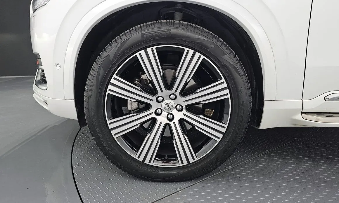 Volvo XC90 — фото 10