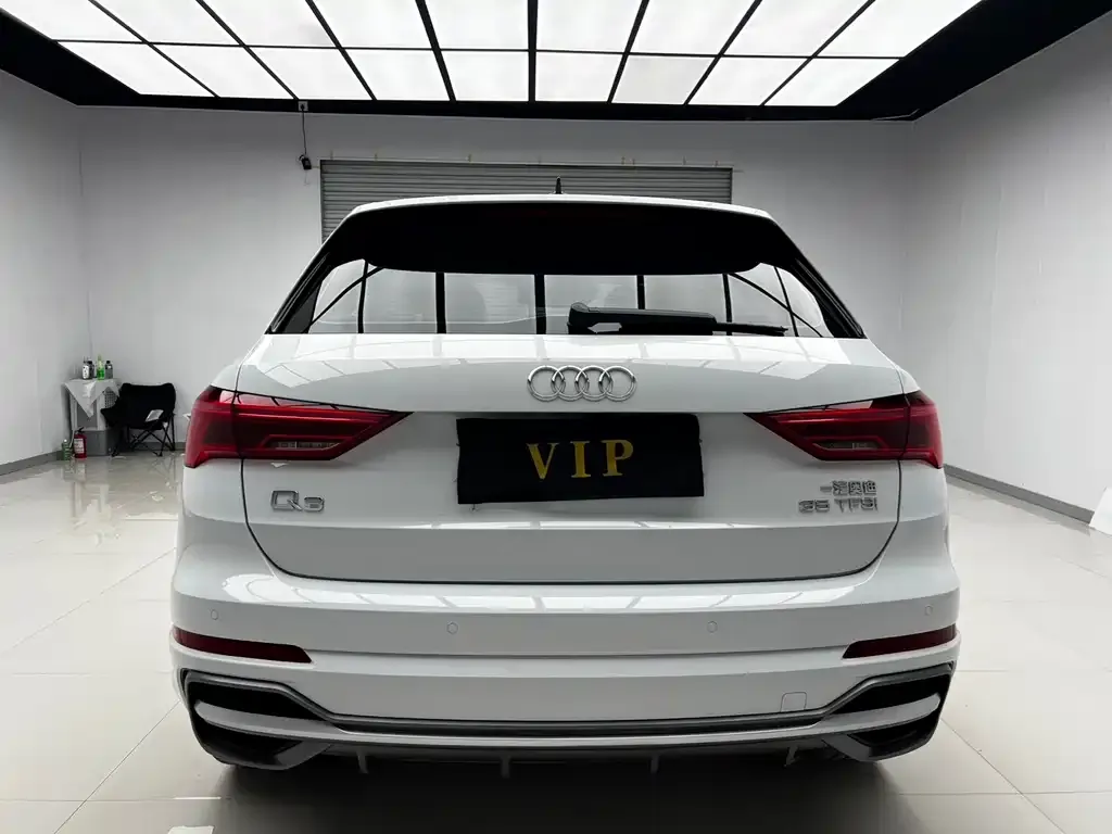 Audi Q3 — фото 4