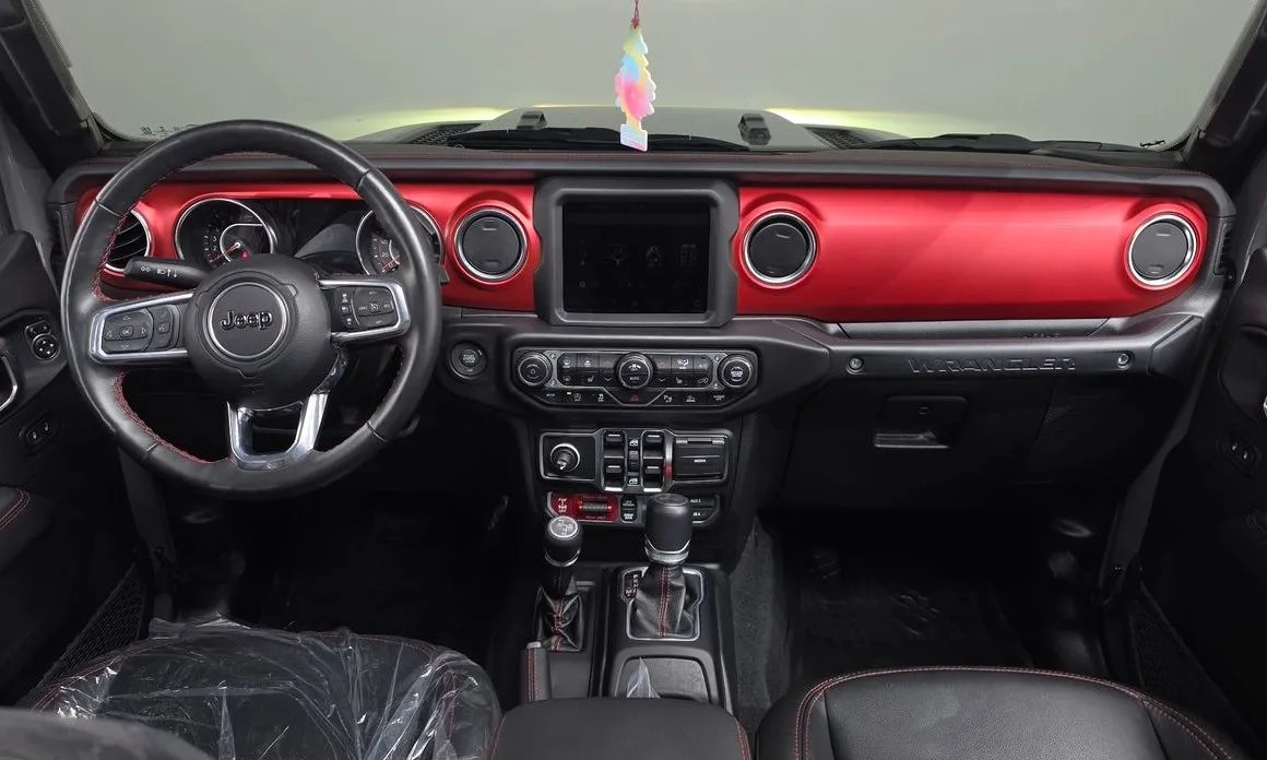 Jeep Wrangler — фото 10