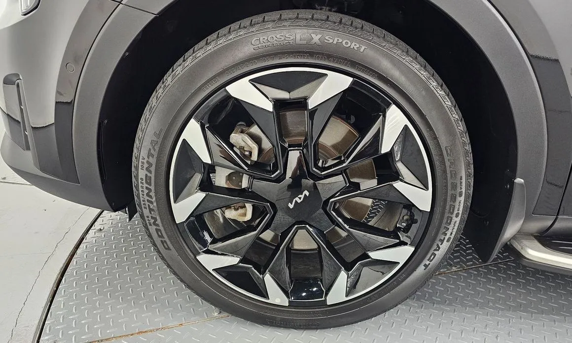 Kia Sorento — фото 9