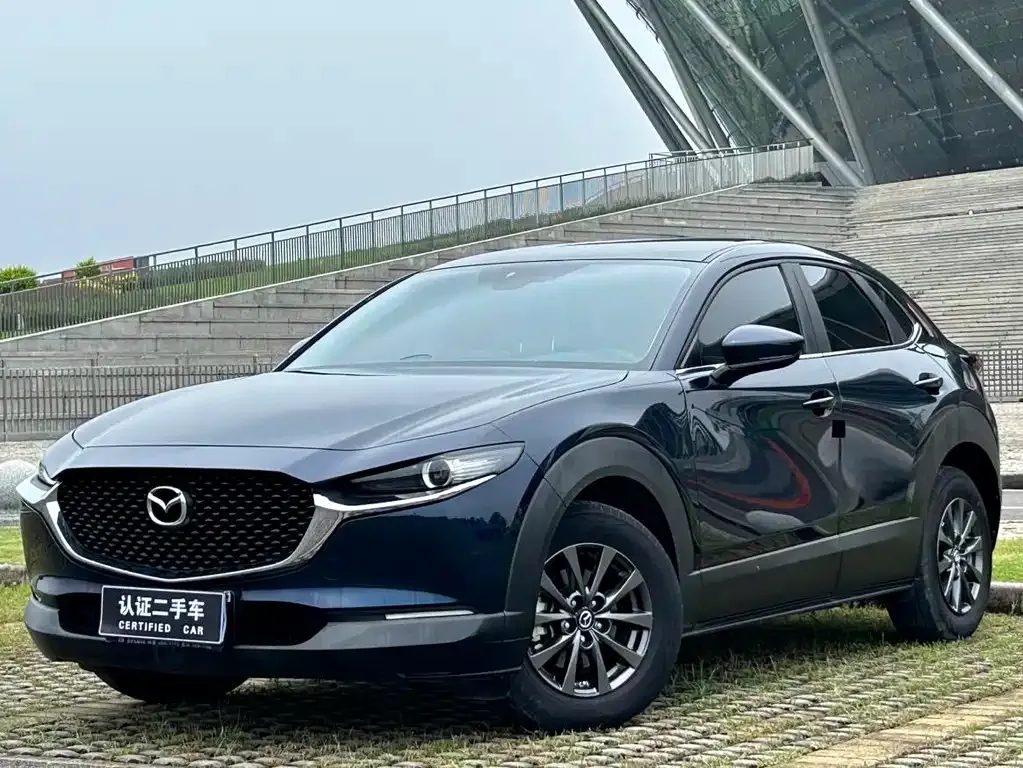 Mazda CX-30 — фото 1