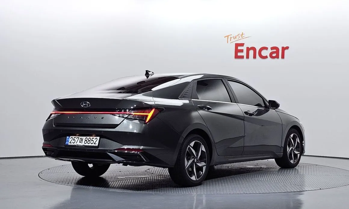 Hyundai AVANTE — фото 8