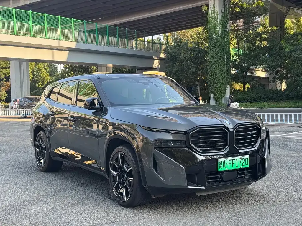 BMW XM — фото 4