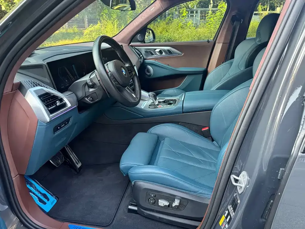 BMW XM — фото 5