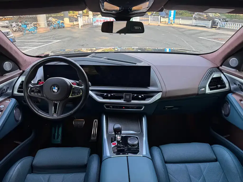 BMW XM — фото 2