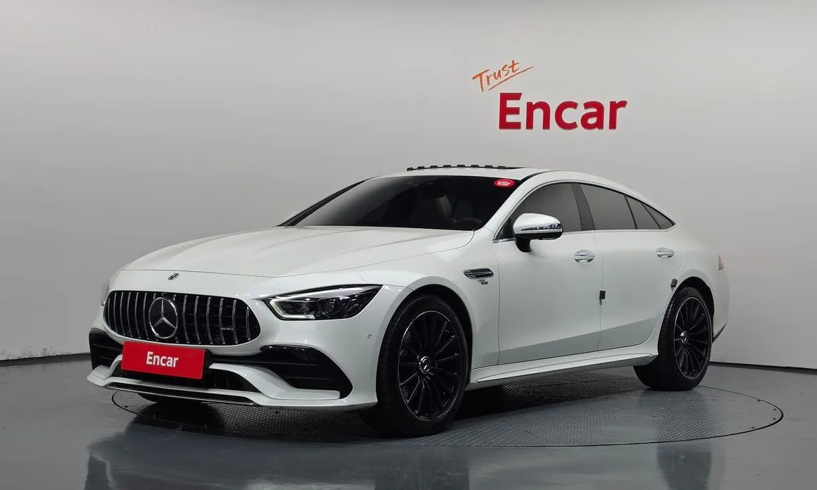 Mercedes-Benz AMG GT — фото 1