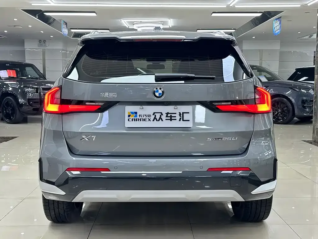 BMW X1 — фото 4