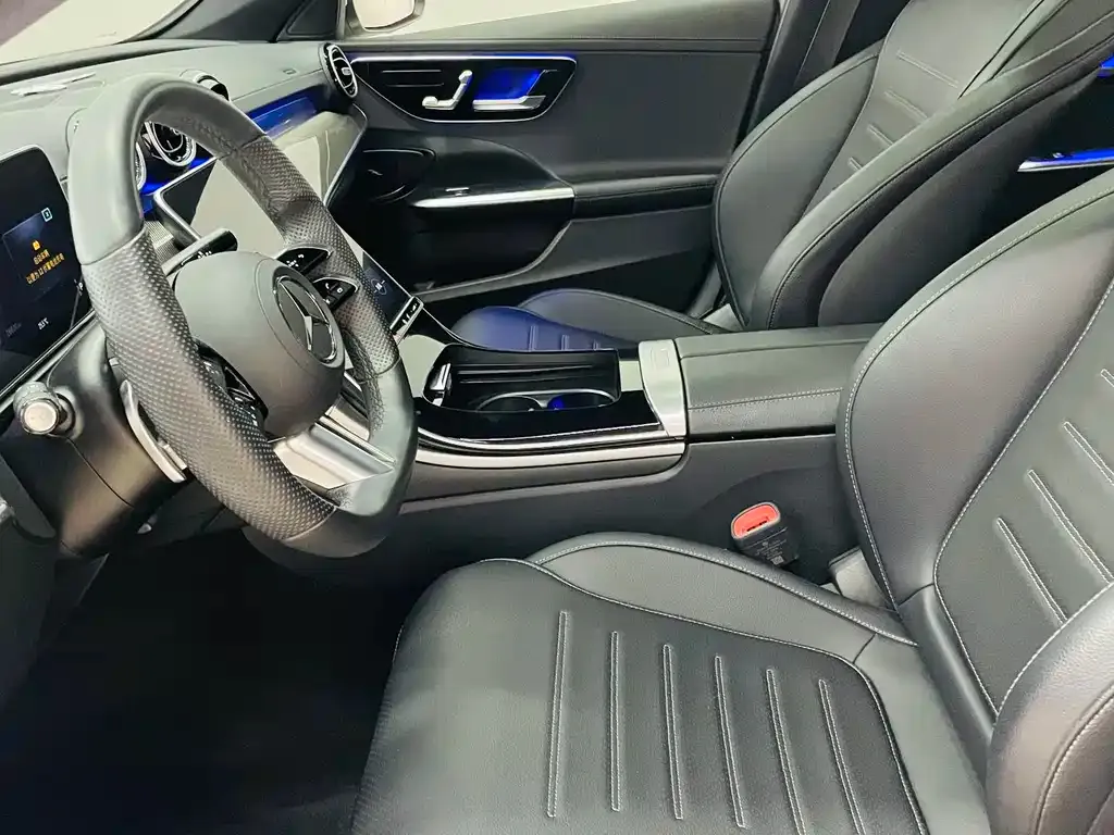 Mercedes-Benz C-Class — фото 10