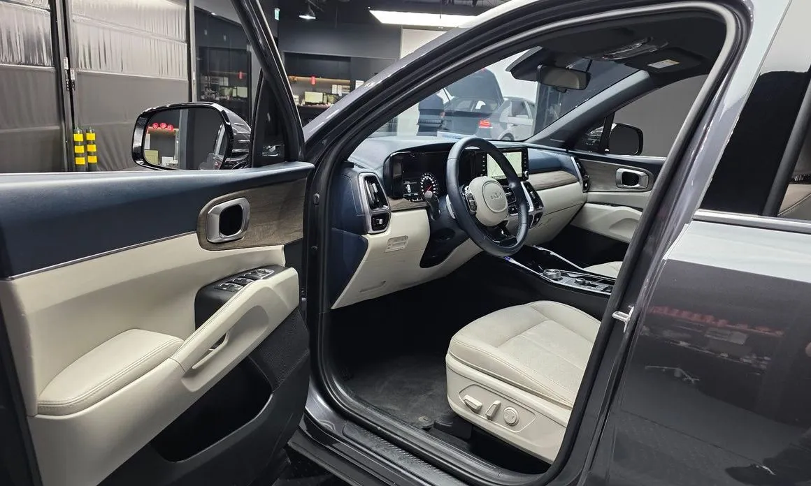 Kia Sorento — фото 8