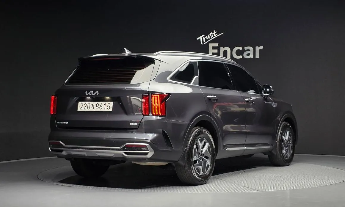 Kia Sorento — фото 6