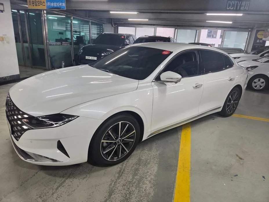 Hyundai Grandeur — фото 1