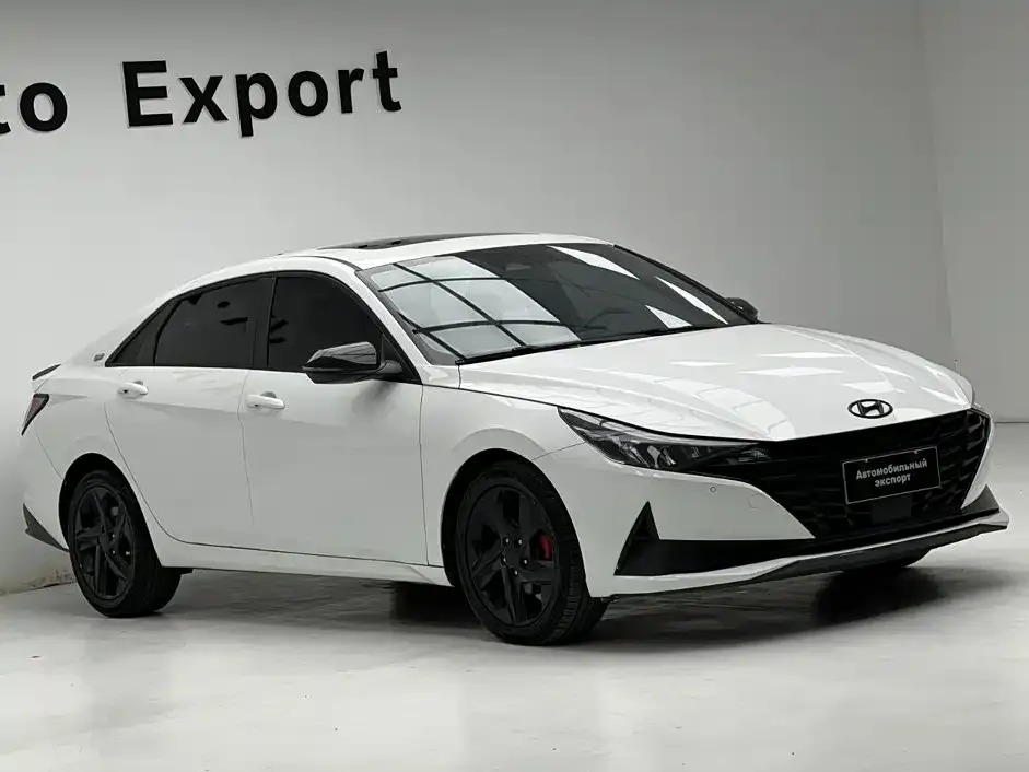 Hyundai Elantra — фото 9