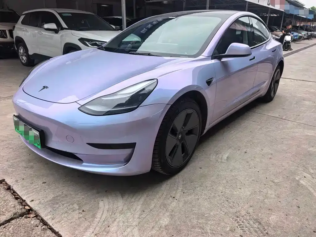 Tesla Model 3 — фото 10