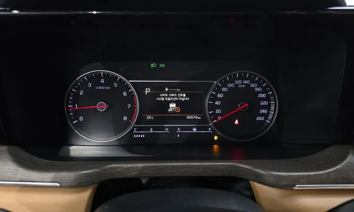 Kia Sorento — фото 8