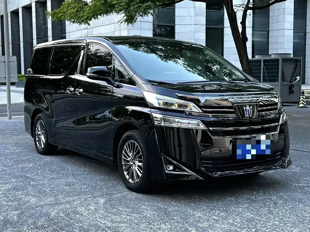 Toyota Vellfire — фото 5