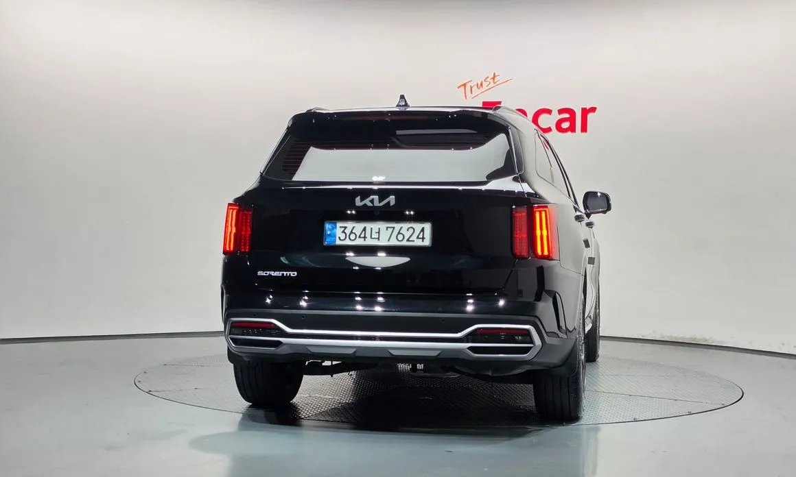 Kia Sorento — фото 4