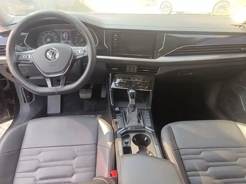 Volkswagen Passat — фото 2