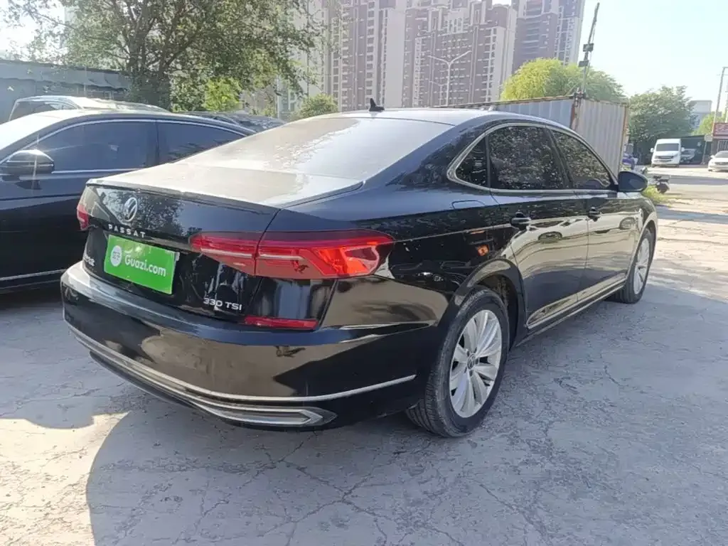 Volkswagen Passat — фото 4