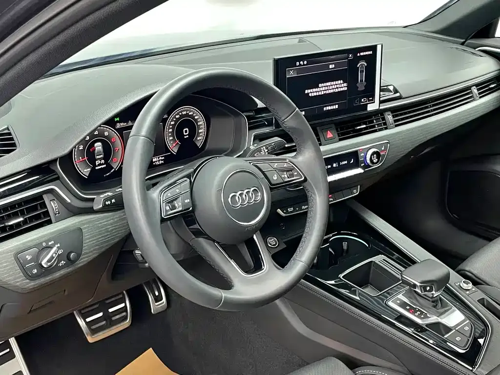 Audi A4L — фото 6