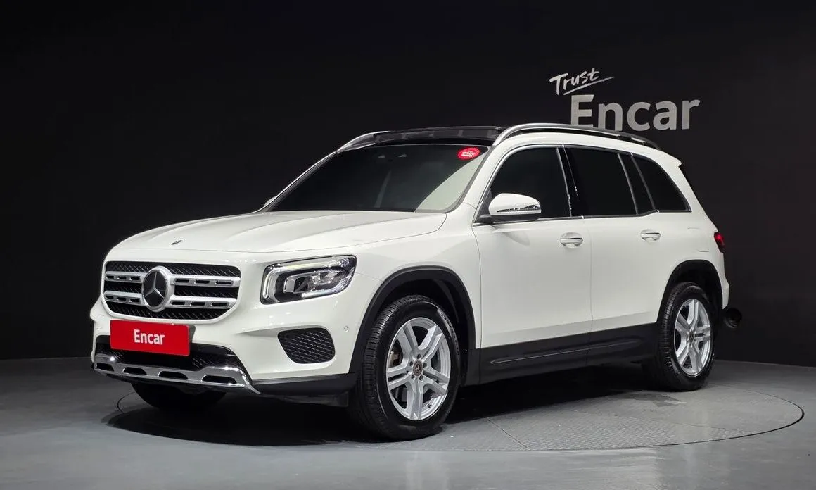 Mercedes-Benz GLB-Class — фото 1