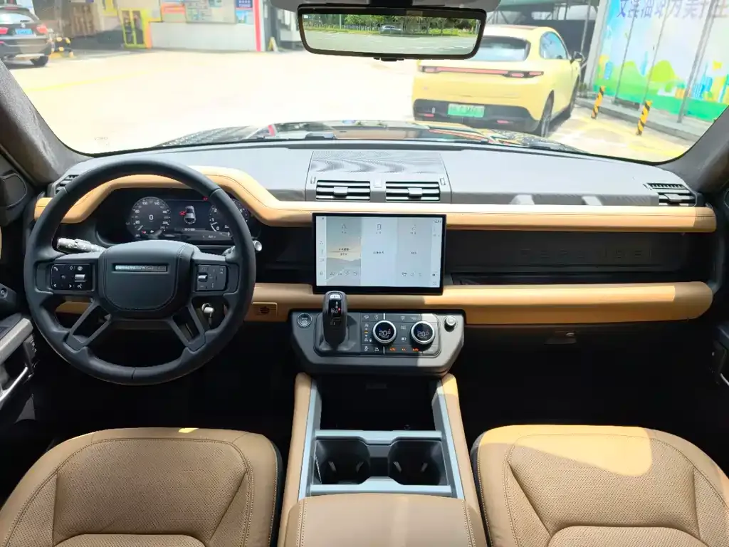 Land Rover Defender — фото 10