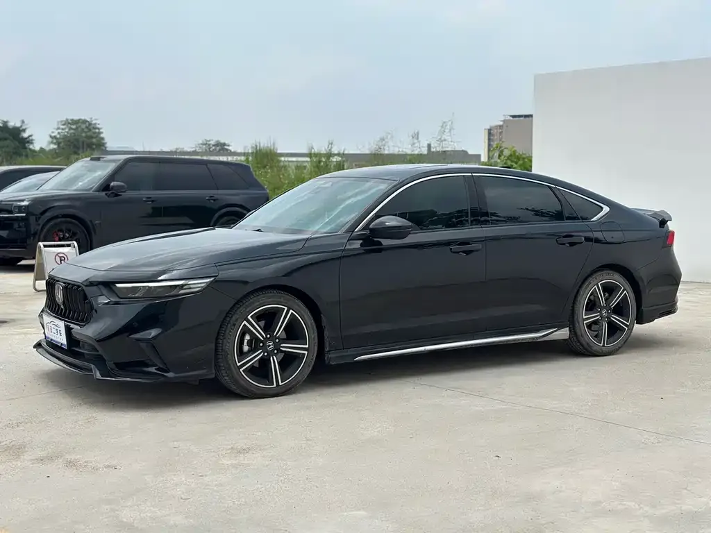 Honda Inspire — фото 1
