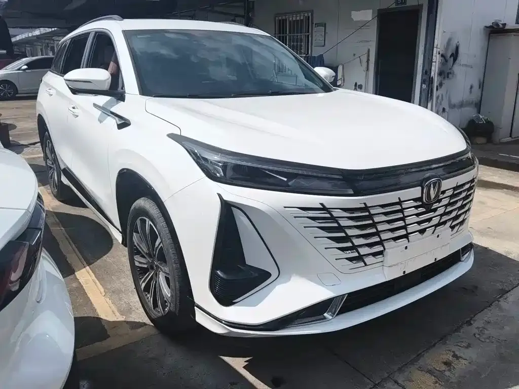 Changan CS75 PLUS — фото 9