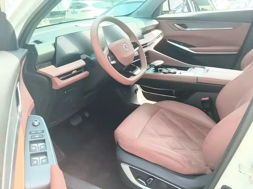 Changan CS75 PLUS — фото 6