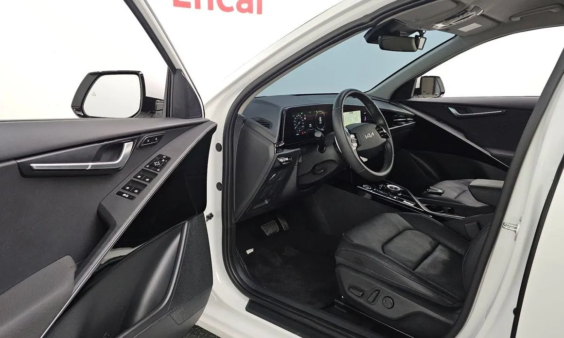 Kia Niro — фото 10