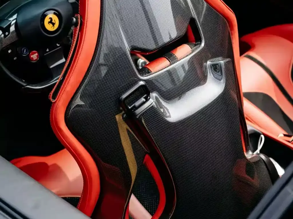 Ferrari F8 — фото 6