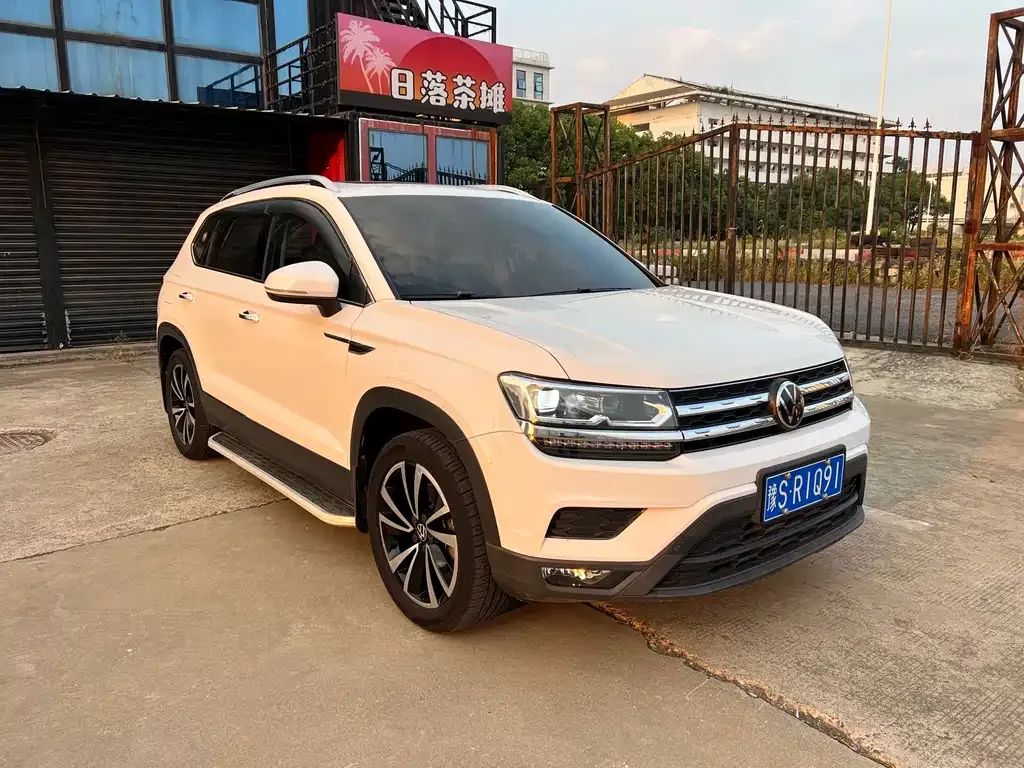 Volkswagen Tharu — фото 3