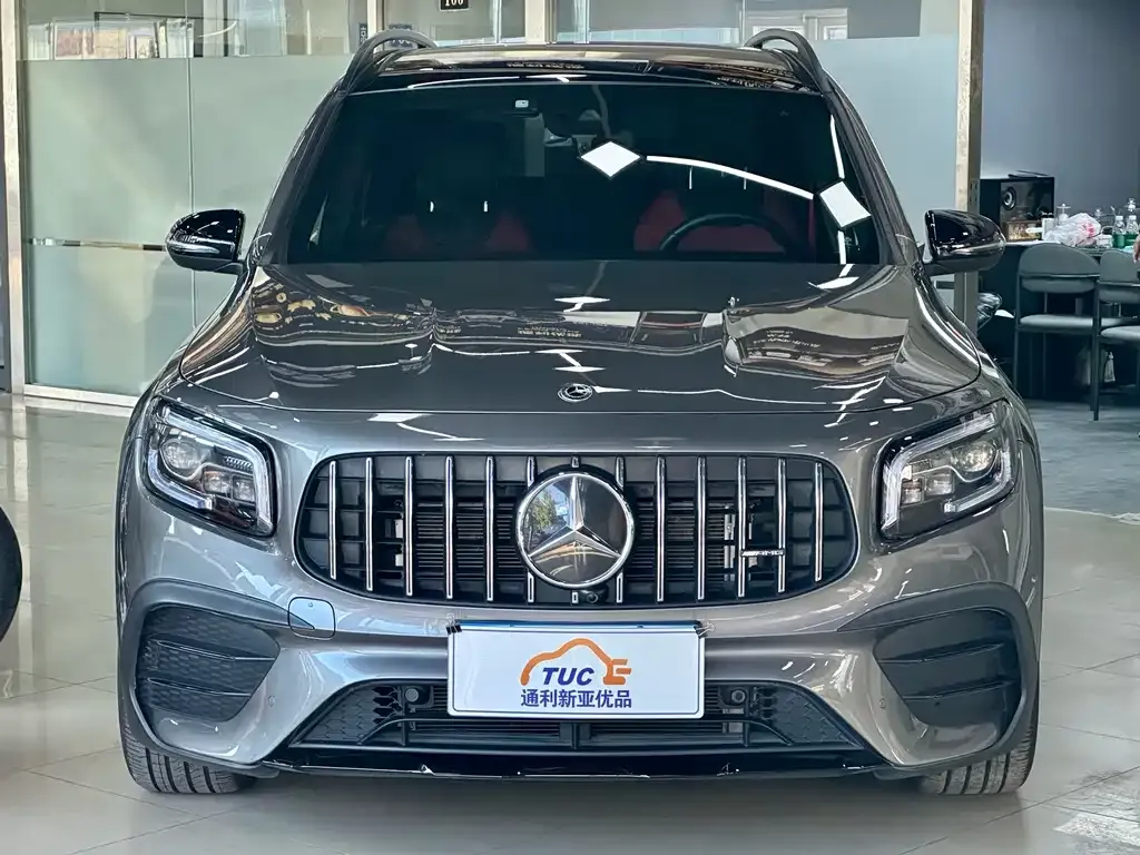Mercedes-Benz GLB AMG — фото 4