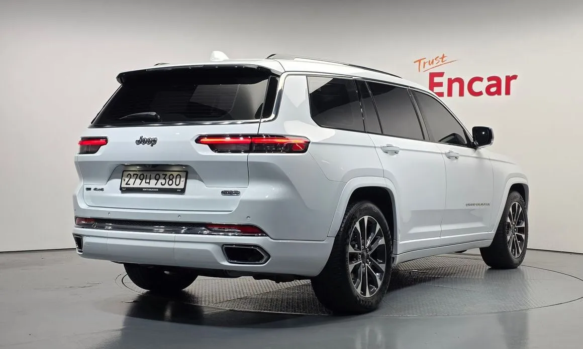 Jeep Cherokee — фото 4