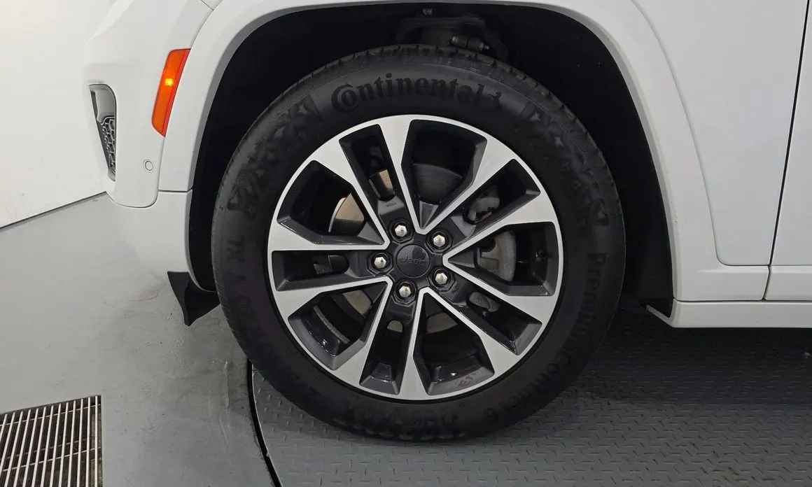 Jeep Cherokee — фото 5
