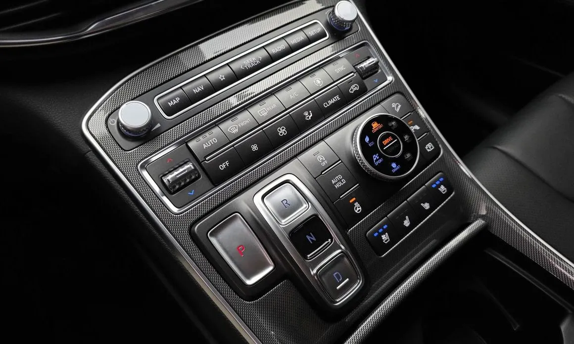 Hyundai Santafe — фото 4