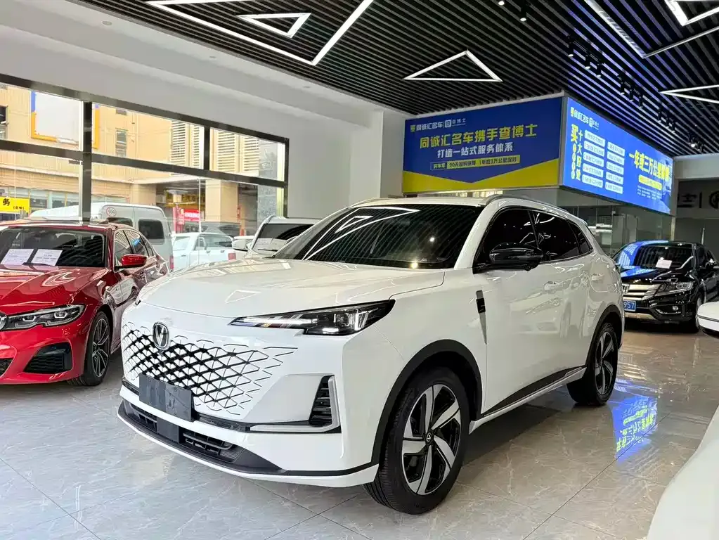 Changan CS55PLUS — фото 9