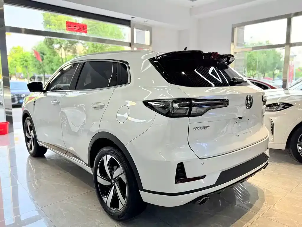 Changan CS55PLUS — фото 8