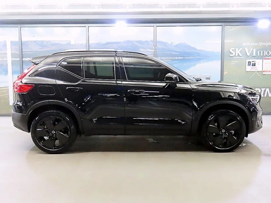 Volvo XC40 — фото 2