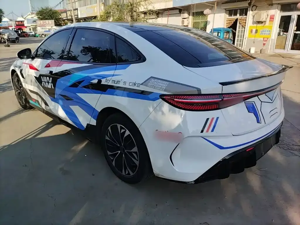 BYD Seal — фото 4
