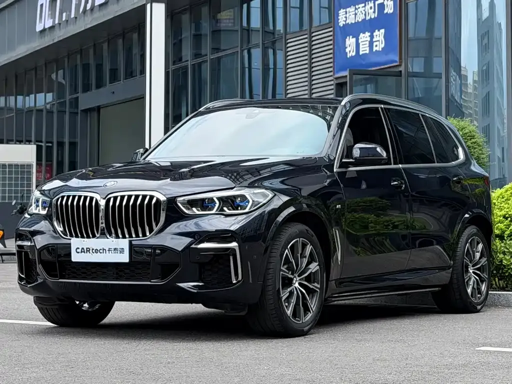 BMW X5 — фото 1