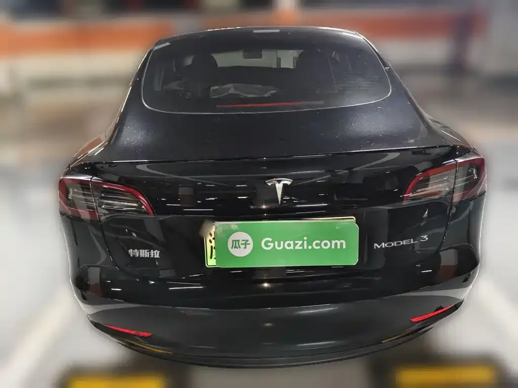 Tesla Model 3 — фото 2