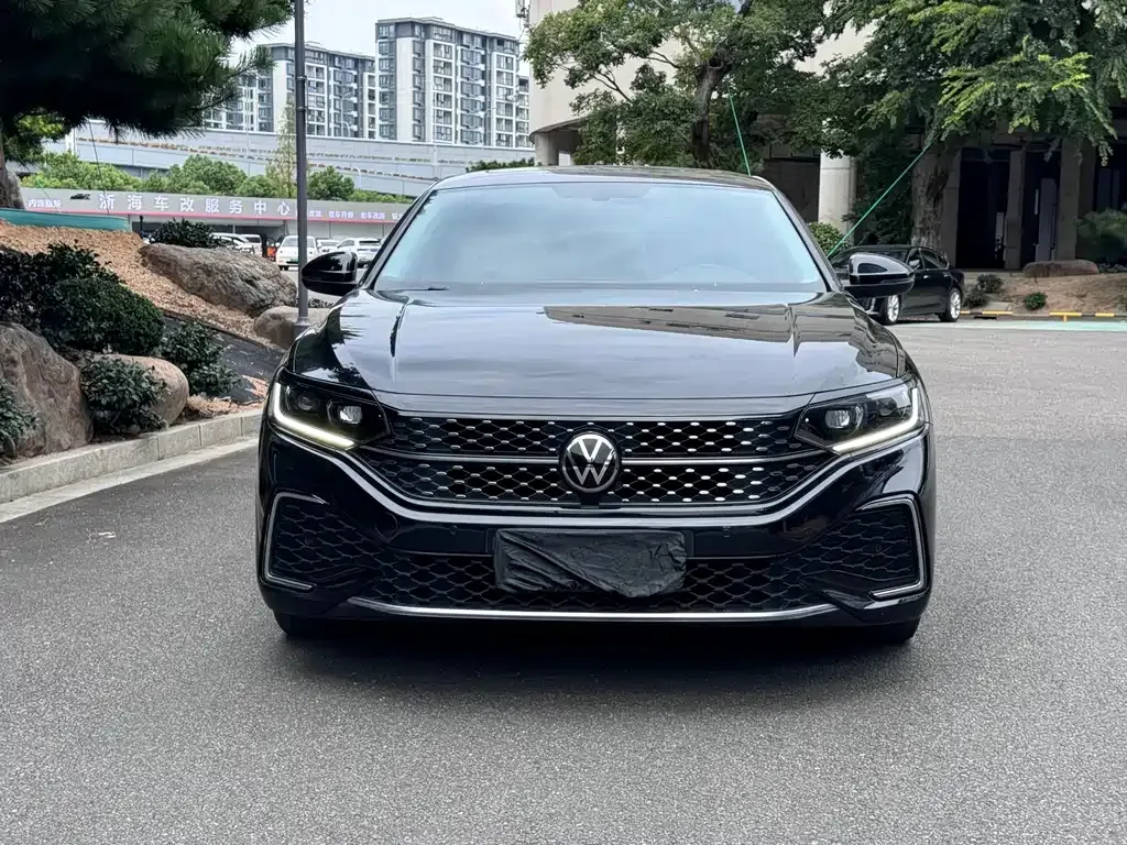 Volkswagen Passat — фото 6