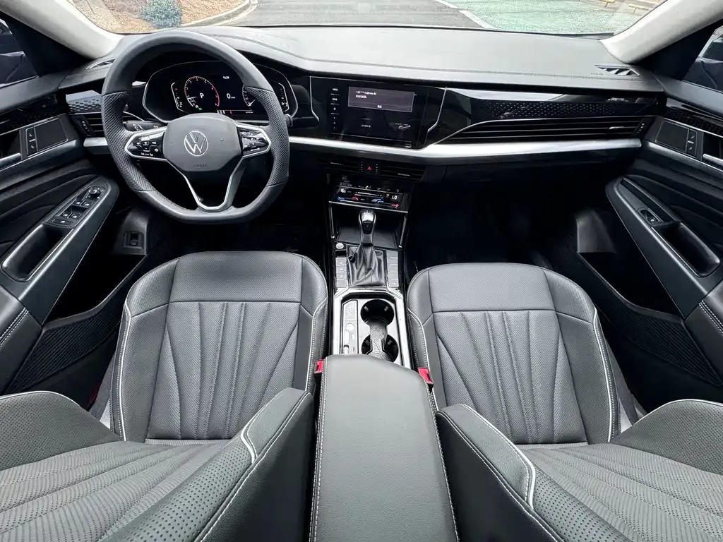Volkswagen Passat — фото 10