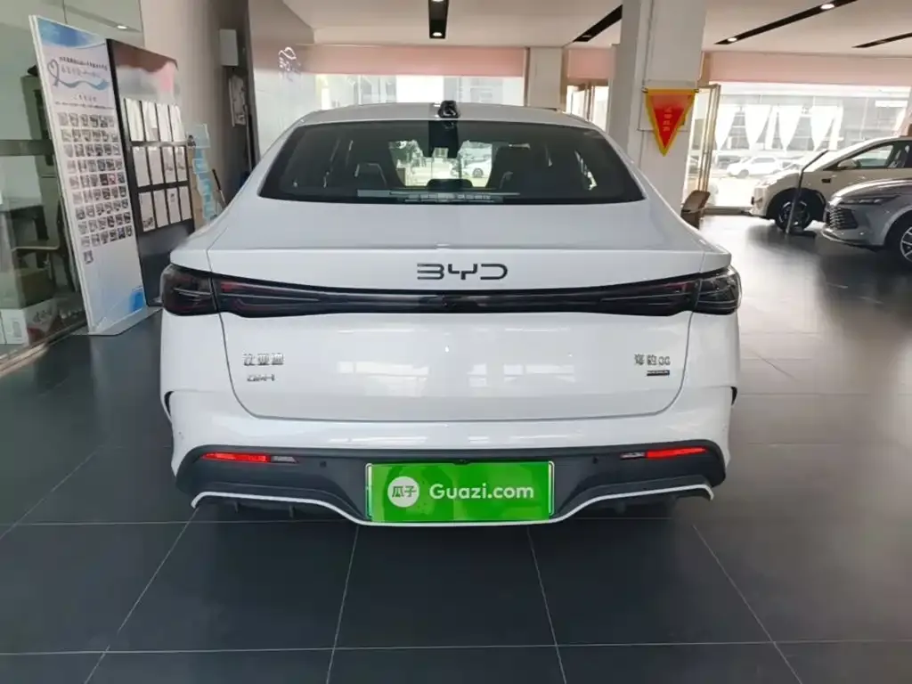 BYD Seal 06 — фото 10