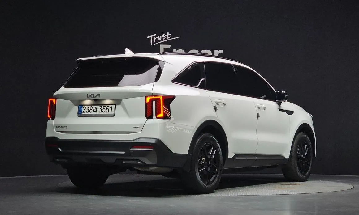Kia Sorento — фото 4
